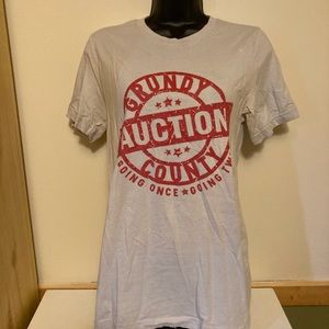 Grundy county auction shirt Womens size small